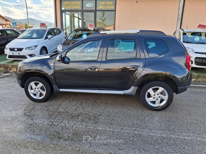 Usata Dacia Duster Lauréate 110 CV (80 kW) 2013 Nero SUV