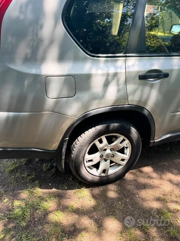 Gebraucht Nissan X-Trail 150 PS (110 kW) 2009 Grau SUV