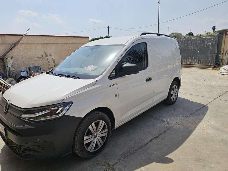 Bianco Usata 2023 VW Caddy Monovolume | 27.500 € (Buon prezzo) - Immagine 1/4