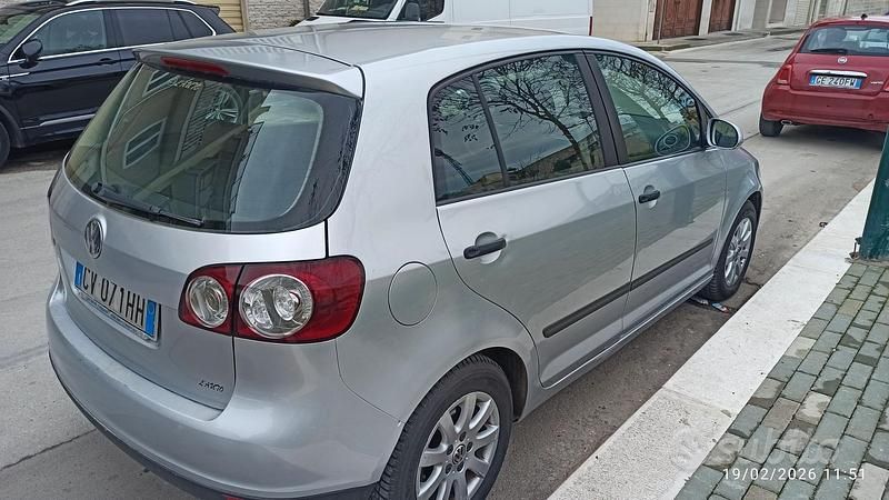 Usata VW Golf Plus Cross 2005 Grigio Monovolume