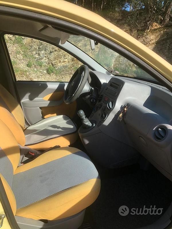 Usata Fiat Panda 4x4 69 CV (50 kW) 2006 Utilitaria