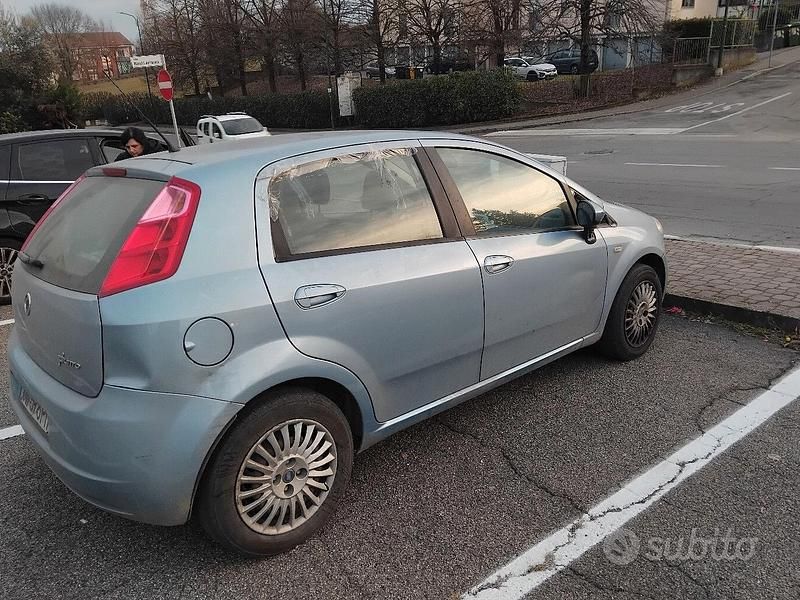 Usata Fiat Grande Punto 2005 Utilitaria