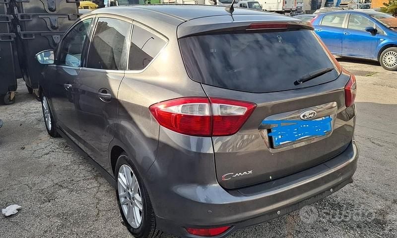 Usata Ford C-MAX Titanium 120 CV (88 kW) 2015 Grigio Monovolume