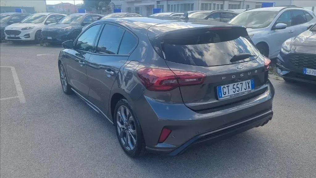 Usata Ford Focus ST-Line 125 CV (91 kW) 2024 Magnetic Berlina