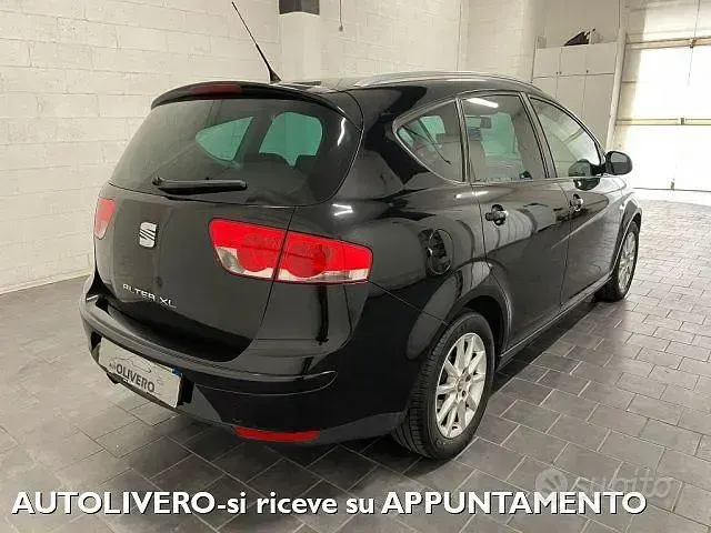 Usata Seat Altea XL Style 105 CV (77 kW) 2011 Nero Monovolume