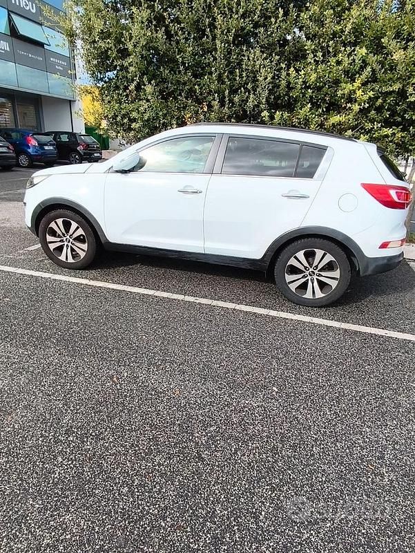 Bianco Usata 2012 Kia Sportage SUV | 5000 € (Super prezzo) - Immagine 1/4