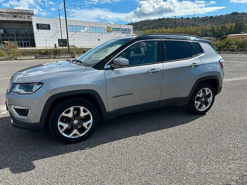 Usata Jeep Compass 120 CV (88 kW) 2018 Grigio SUV