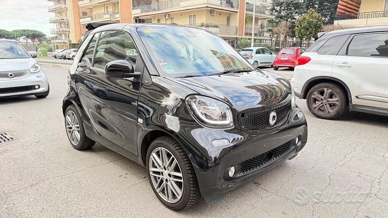 Usata Smart ForTwo Cabrio Prime 90 CV (66 kW) 2019 Nero Cabrio
