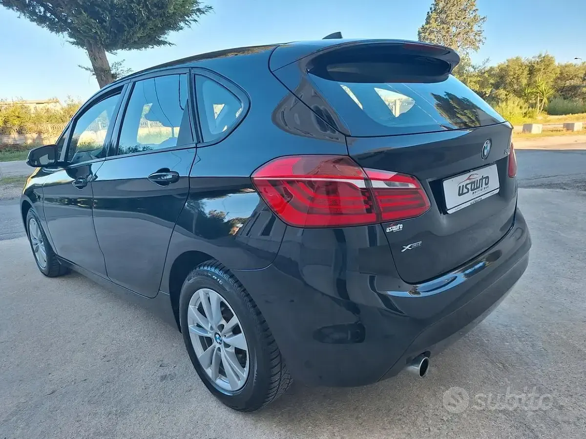 Usata BMW 216 Active Tourer 116 CV (85 kW) 2015 Nero Monovolume