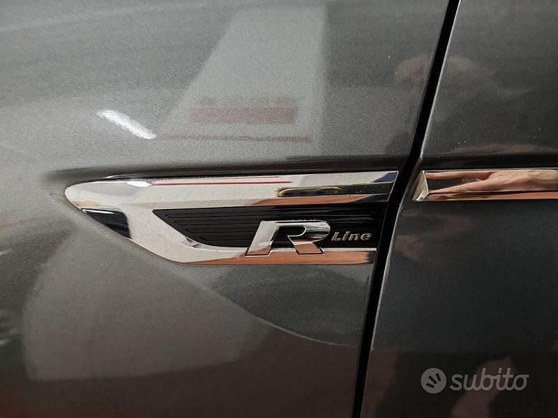 Usata VW Tiguan R-line 150 CV (110 kW) 2020 Verde SUV