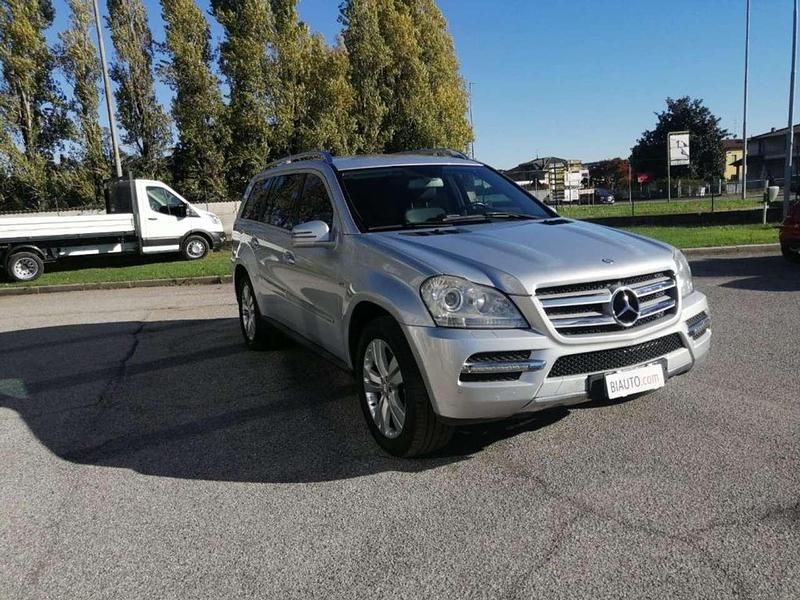 Usata Mercedes GL350 265 CV (194 kW) 2011 Argento SUV