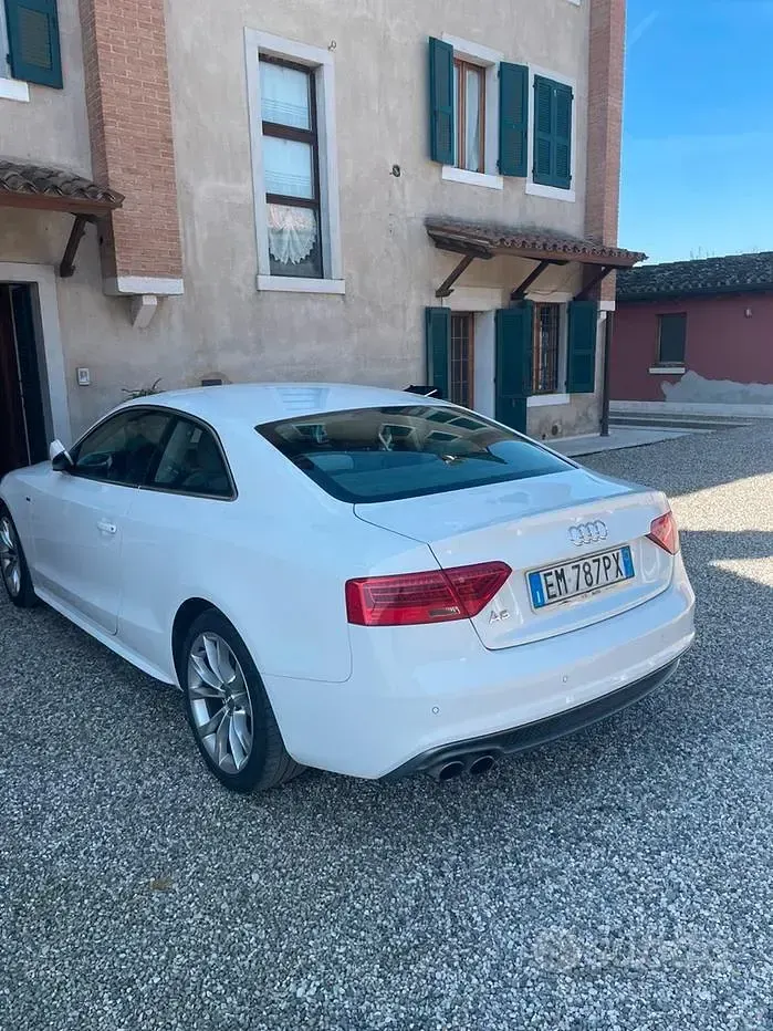 Usata Audi A5 S-Line 170 CV (125 kW) 2012 Bianco Coupé