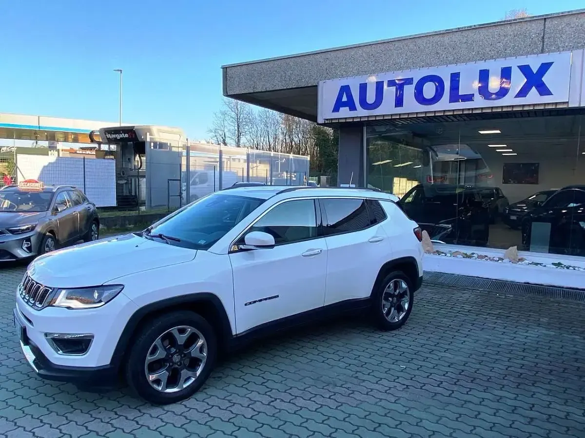 Usata Jeep Compass Limited 140 CV (102 kW) 2018 Bianco SUV