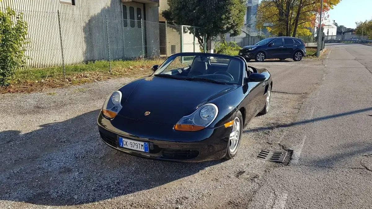 Usata Porsche Boxster 220 CV (161 kW) 2000 Cabrio