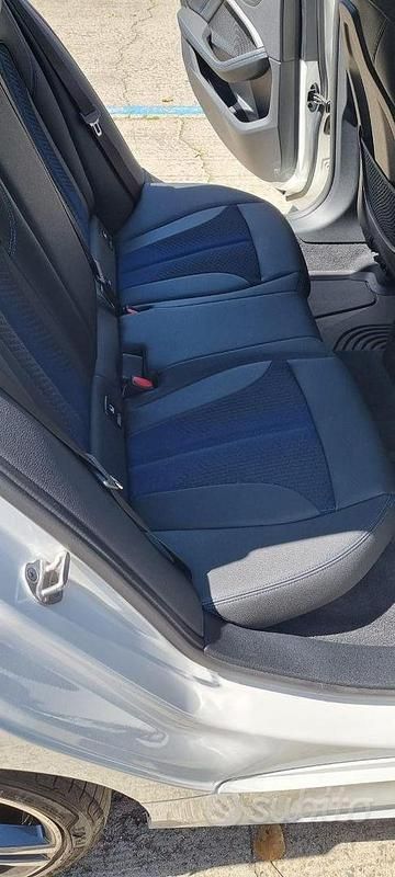 Usata BMW 118 M Sport 136 CV (100 kW) 2021 Bianco Utilitaria