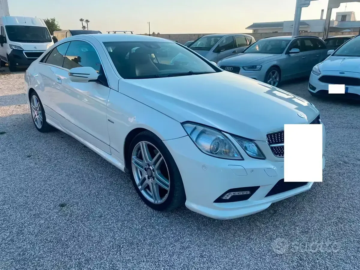 Usata Mercedes E250 Avantgarde 204 CV (150 kW) 2009 Bianco Coupé