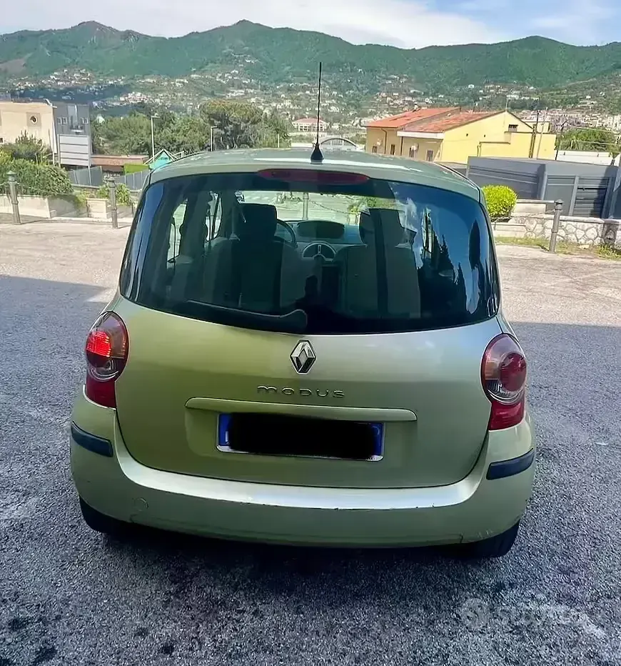Usata Renault Modus 82 CV (60 kW) 2005 Verde Monovolume