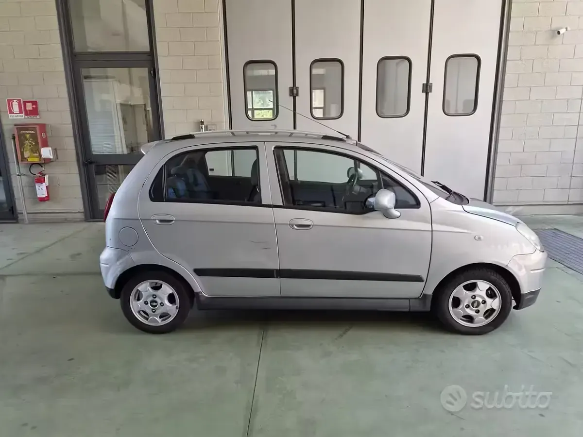 Usata Chevrolet Matiz SE 67 CV (49 kW) 2006 Grigio Utilitaria