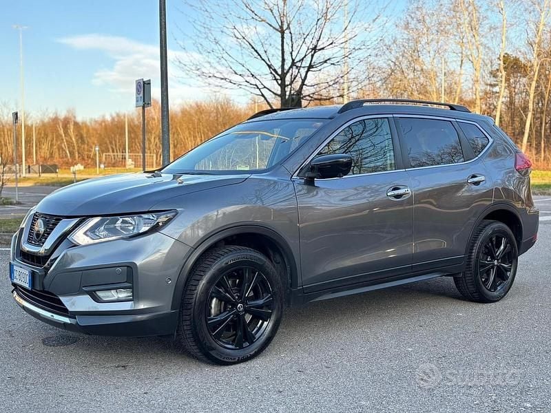 Usata Nissan X-Trail Tekna 150 CV (110 kW) 2020 Grigio SUV