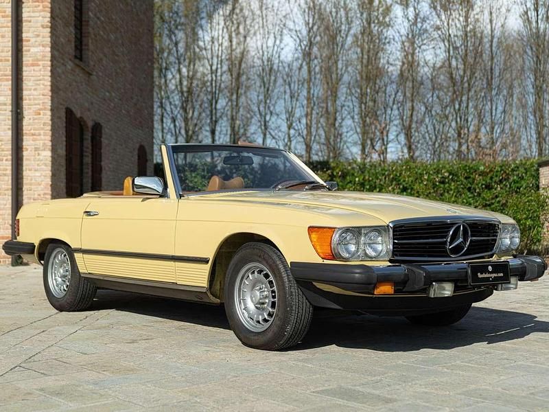Usata Mercedes SL450 179 CV (131 kW) 1977 Giallo Cabrio