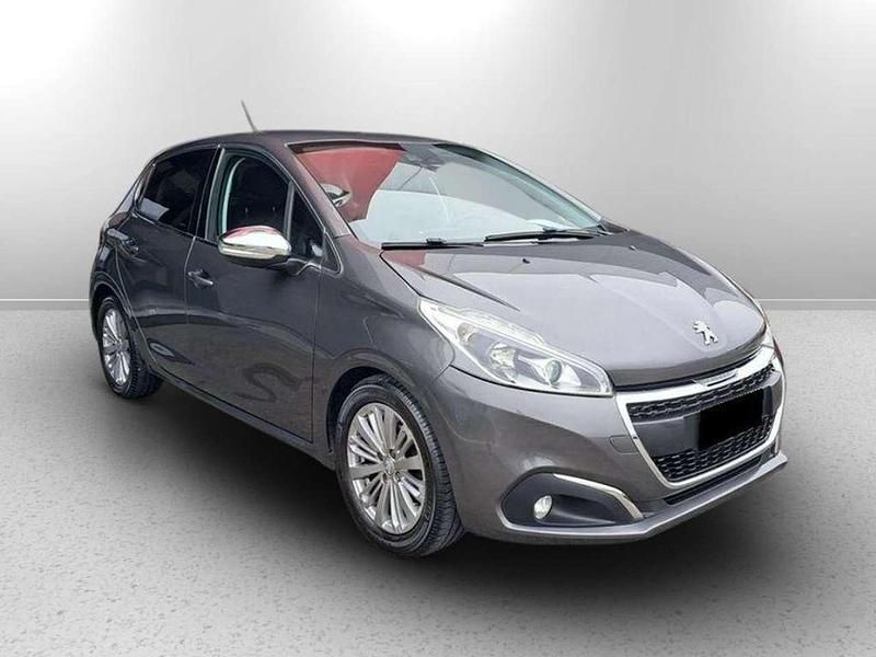 Usata Peugeot 208 Signature Sky 102 CV (75 kW) 2019 Grigio Utilitaria