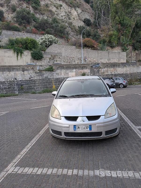 Usata Mitsubishi Colt 2007 Grigio Utilitaria