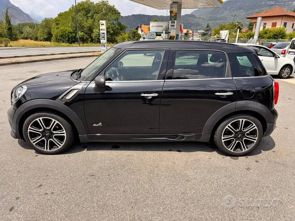 Usata Mini Cooper SD Countryman 143 CV (105 kW) 2014 Nero SUV