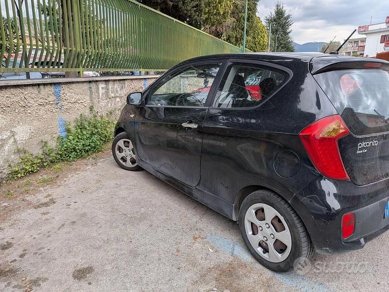 Usata Kia Picanto 69 CV (50 kW) 2012 Utilitaria
