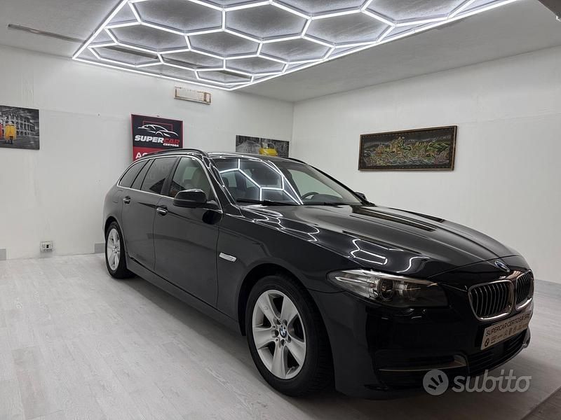 Usata BMW 520 Luxury Line 190 CV (139 kW) 2015 Nero Berlina