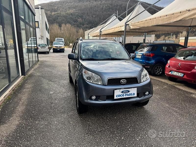 Usata Daihatsu Terios HIRO 86 CV (63 kW) 2009 Grigio SUV