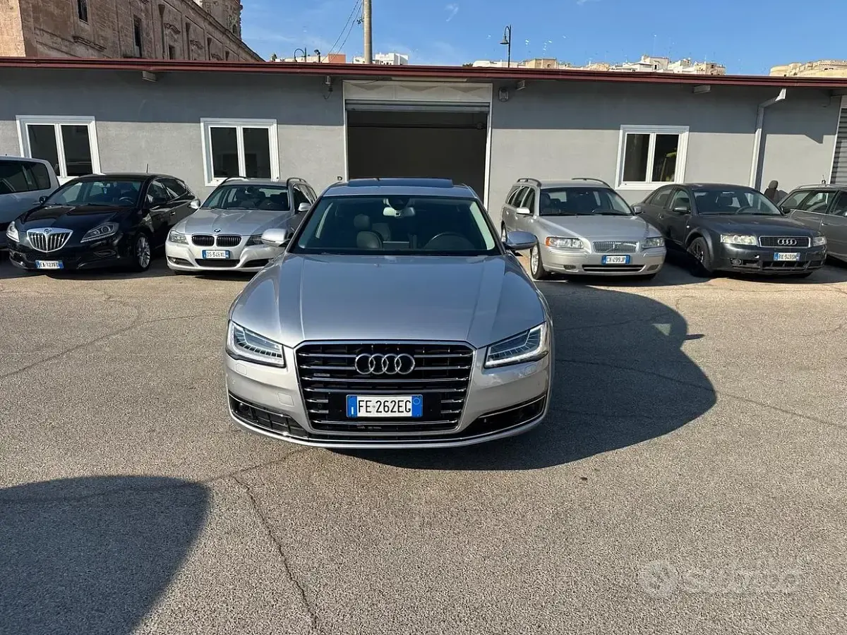 Usata Audi A8 262 CV (192 kW) 2016 Grigio Berlina