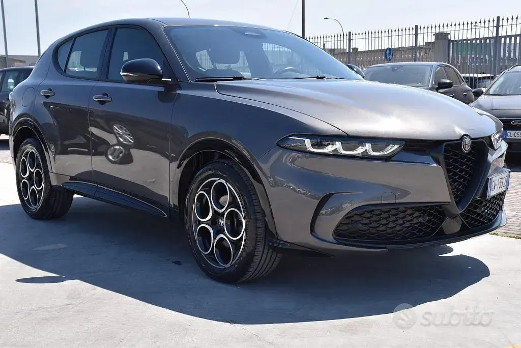 Usata Alfa Romeo Tonale Sprint 131 CV (96 kW) 2024 Grigio SUV