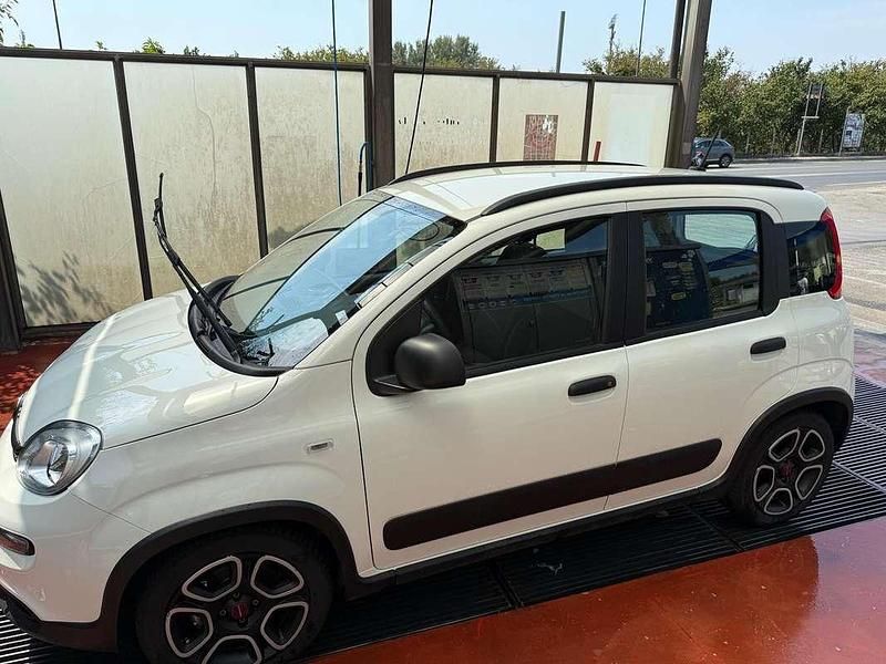 Usata Fiat Panda City Life 69 CV (50 kW) 2022 Bianco Utilitaria