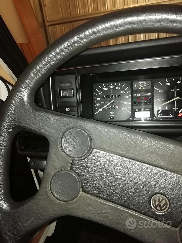Usata VW Golf Cabriolet 112 CV (82 kW) 1985 Bianco Cabrio