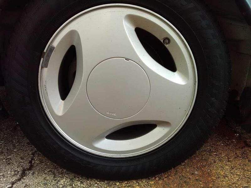 Usata Saab 900 Aero 179 CV (131 kW) 1991 Bianco Coupé