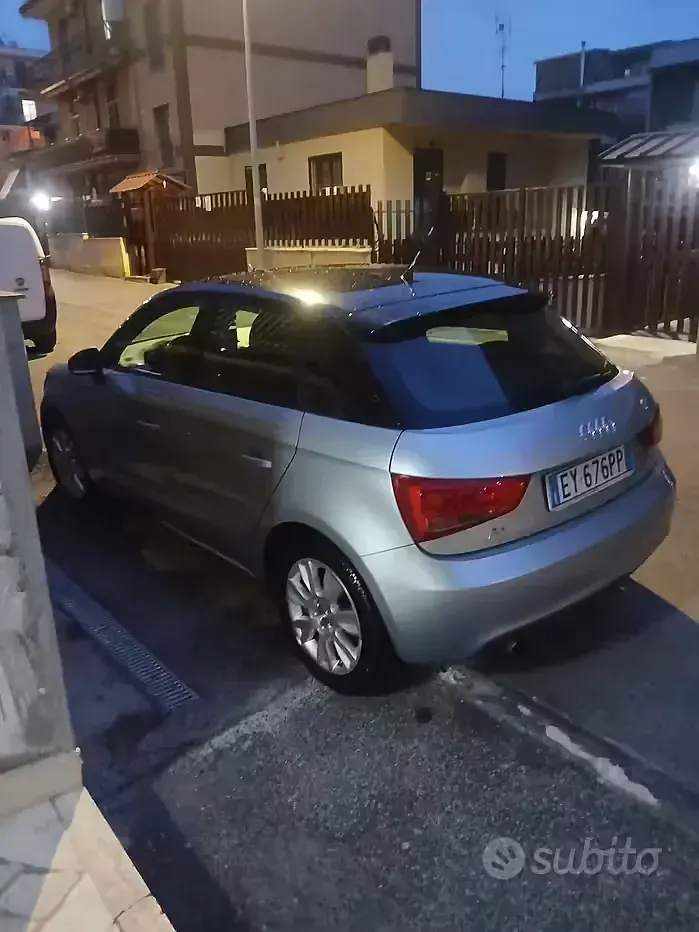 Käytetty Audi A1 90 HP (66 kW) 2015 Harmaa Viistoperä