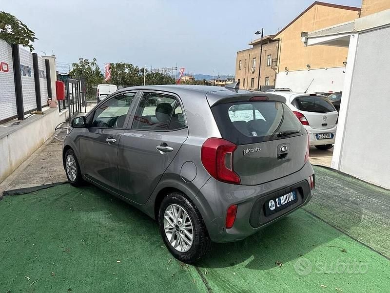 Gebraucht Kia Picanto Urban 67 PS (49 kW) 2021 Grau Kleinwagen