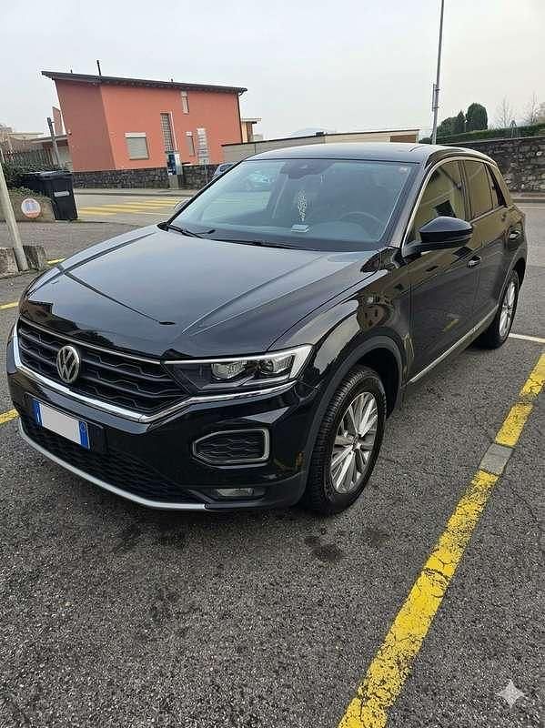 Usata VW T-Roc Style 150 CV (110 kW) 2019 Nero SUV