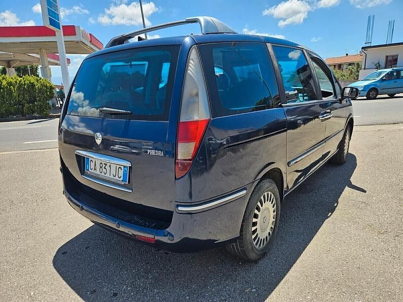Usata Lancia Phedra 127 CV (93 kW) 2003 Blu Monovolume