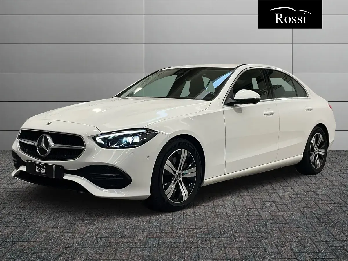 Begagnad Mercedes C200 Sport 164 HK (120 kW) 2022