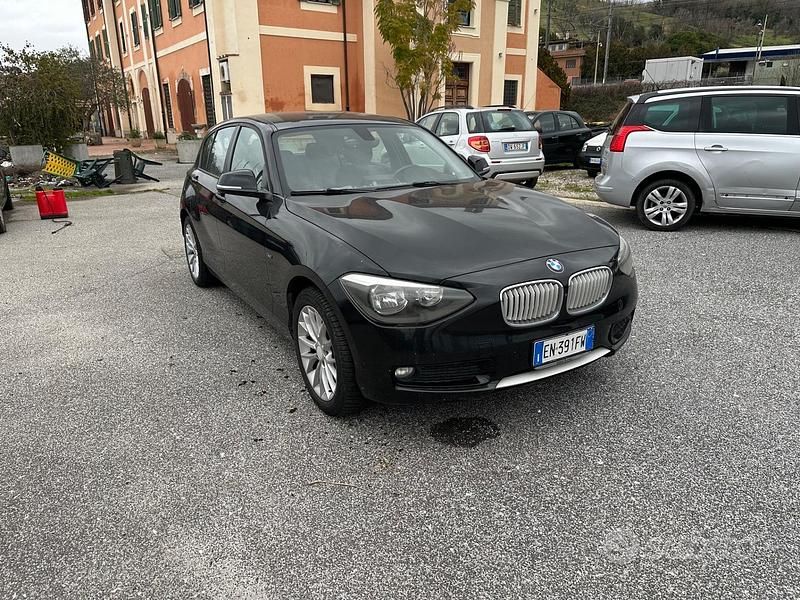 Usata BMW 118 115 CV (84 kW) 2012 Nero Utilitaria