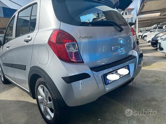 Usata Suzuki Celerio 68 CV (50 kW) 2015 Grigio Utilitaria