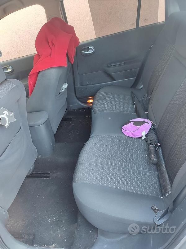 Usata Renault Mégane GrandTour 115 CV (84 kW) 2010 Grigio Station wagon