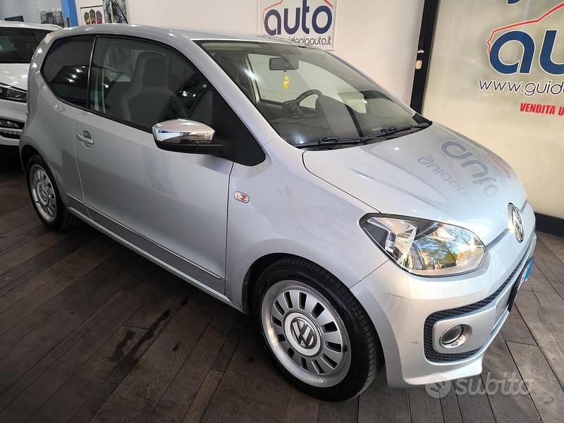 Usata VW up! high up! 75 CV (55 kW) 2012 Grigio Utilitaria