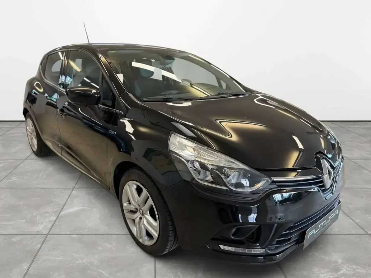 Usata Renault Clio IV 75 CV (55 kW) 2018 Nero etoile Berlina
