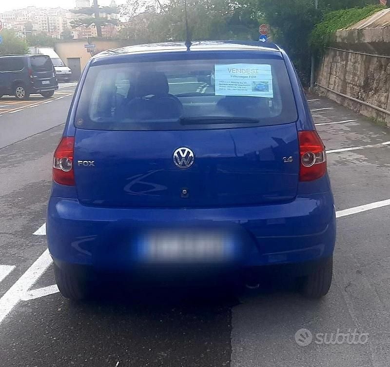 Usata VW Fox 75 CV (55 kW) 2009 Blu/azzurro Utilitaria