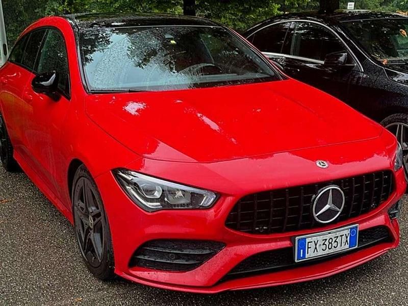 Usata Mercedes CLA200 Shooting Brake Executive 150 CV (110 kW) 2019 Rosso Station wagon