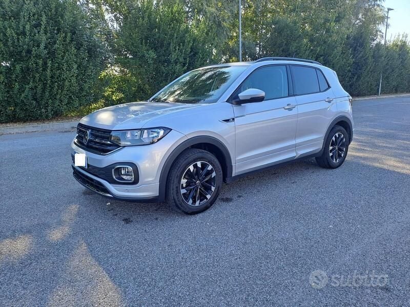 Usata VW T-Cross 95 CV (69 kW) 2021 Grigio SUV