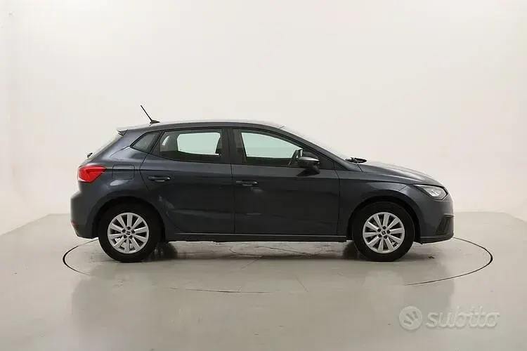 Usata Seat Ibiza Business 110 CV (80 kW) 2023 Grigio Utilitaria