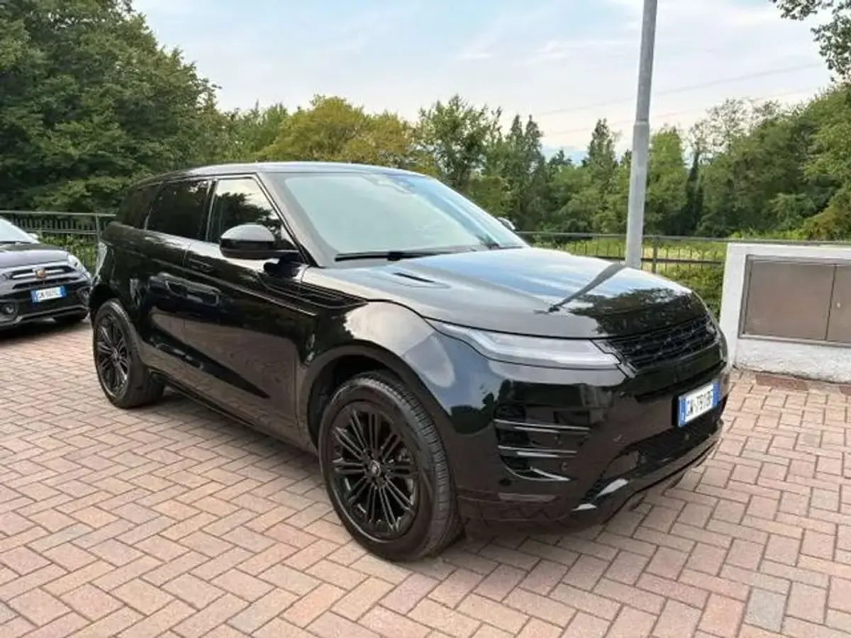 Usata Land Rover Range Rover evoque SE Dynamic 163 CV (119 kW) 2024 Santorini black SUV